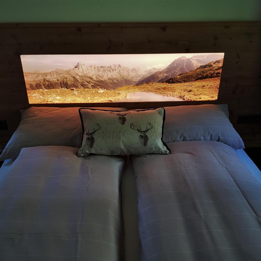 Triftblick Bed and Breakfast Gadmen Exteriör bild