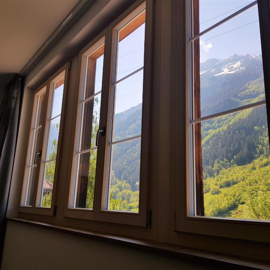 Triftblick Bed and Breakfast Gadmen Exteriör bild