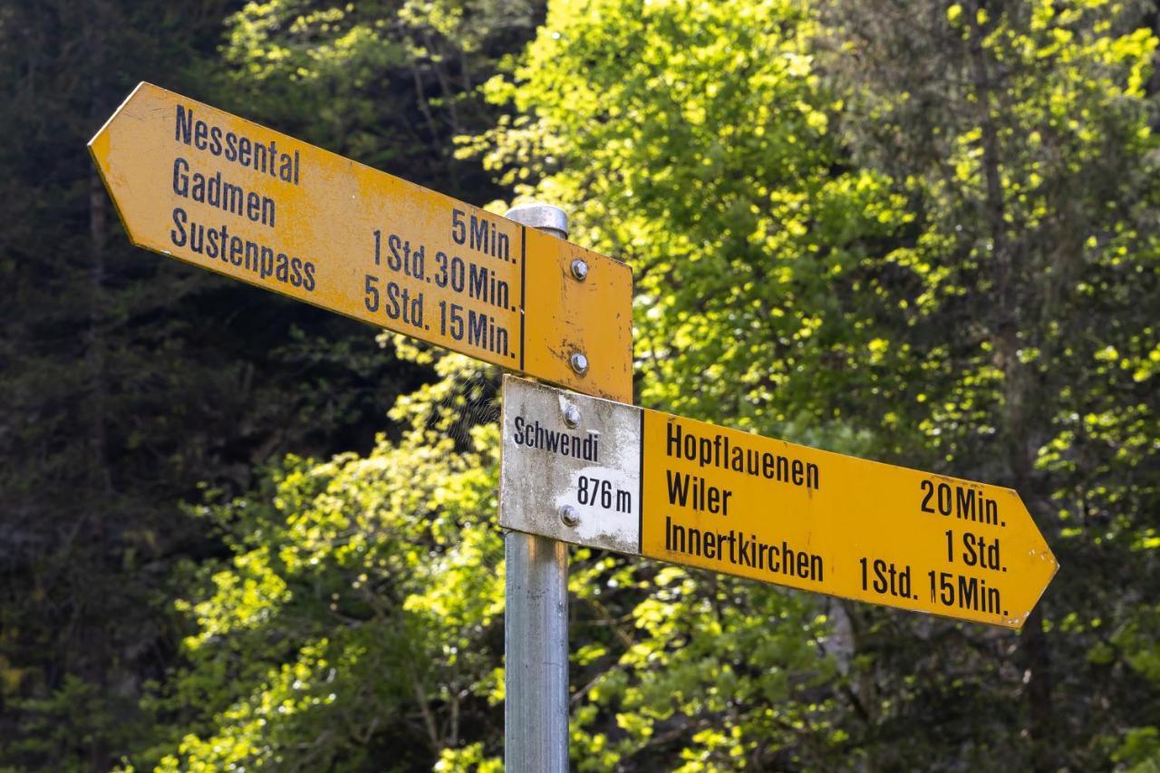 Triftblick Bed and Breakfast Gadmen Exteriör bild