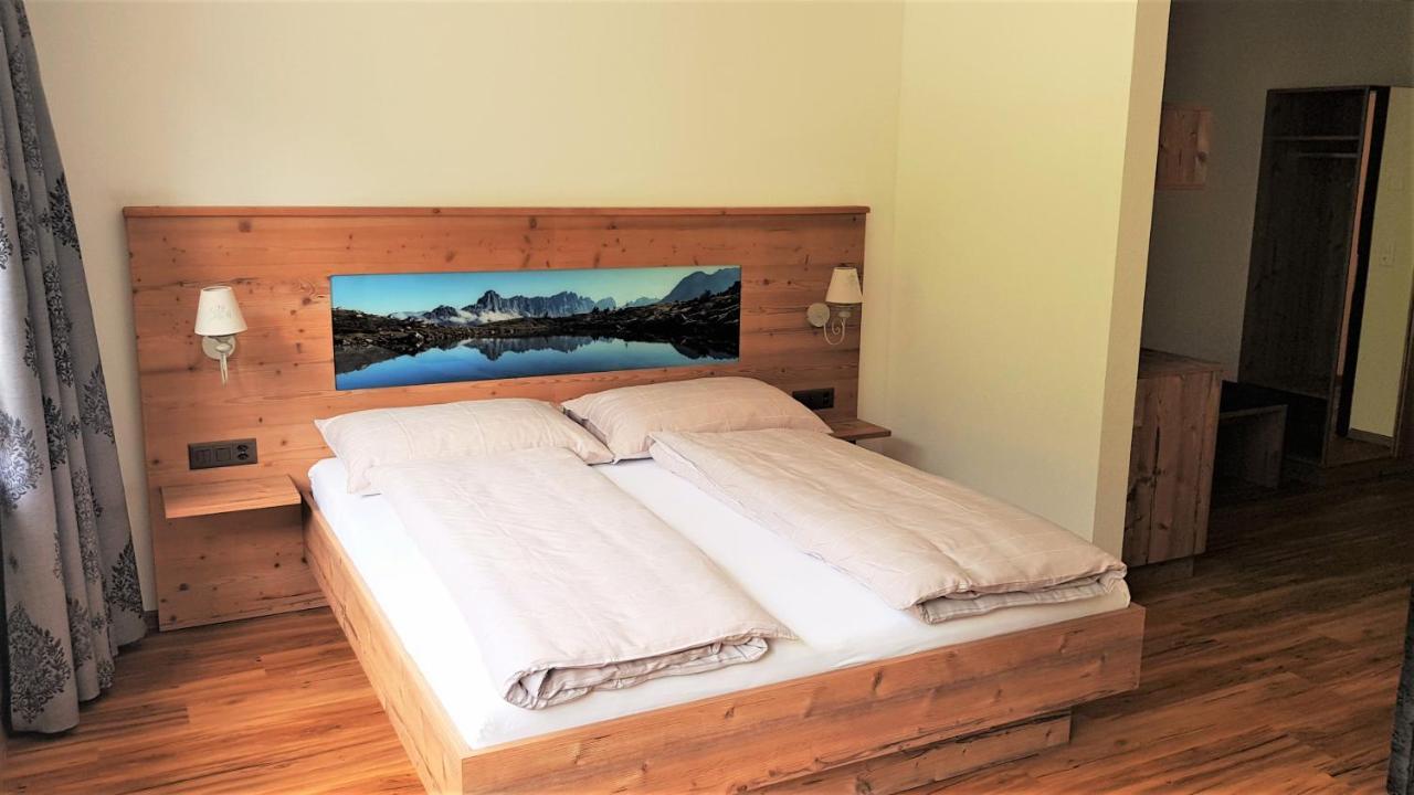 Triftblick Bed and Breakfast Gadmen Exteriör bild