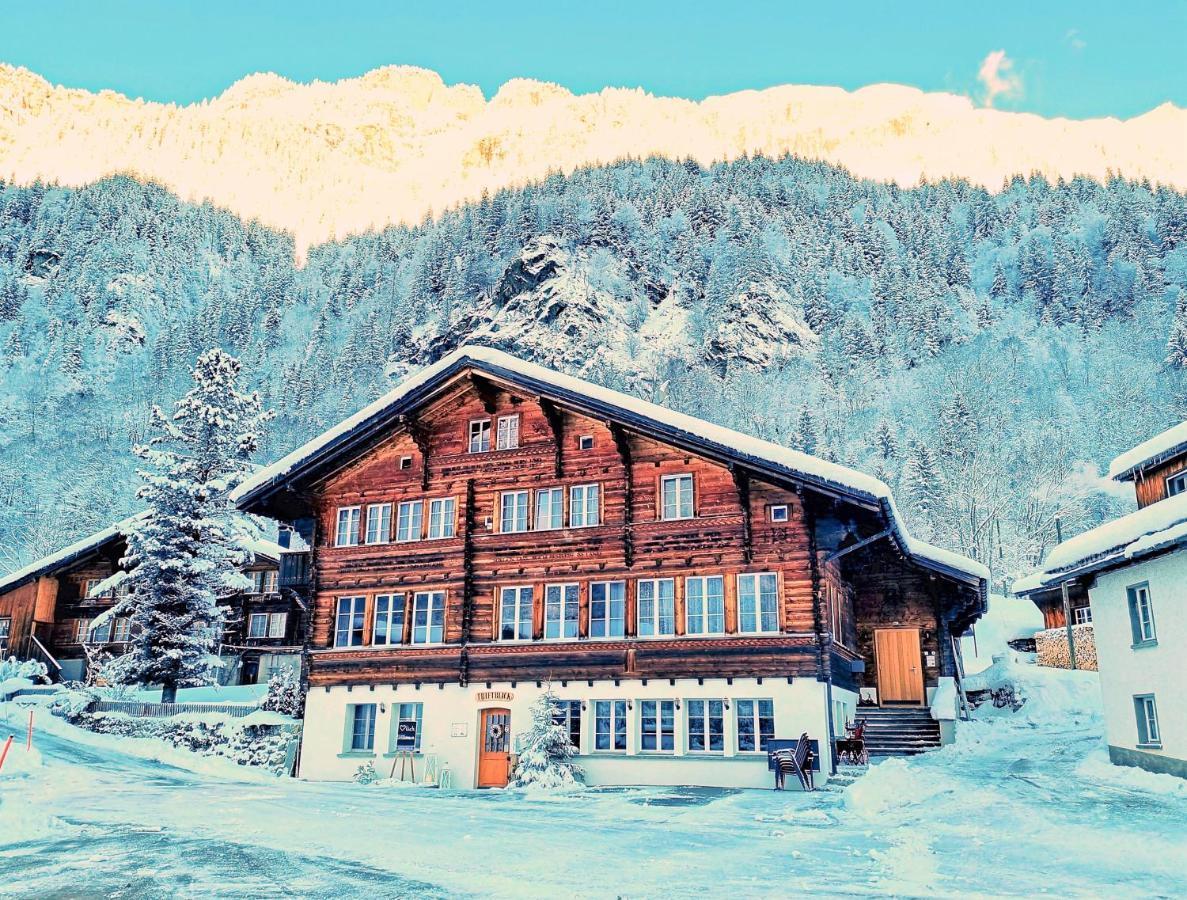 Triftblick Bed and Breakfast Gadmen Exteriör bild